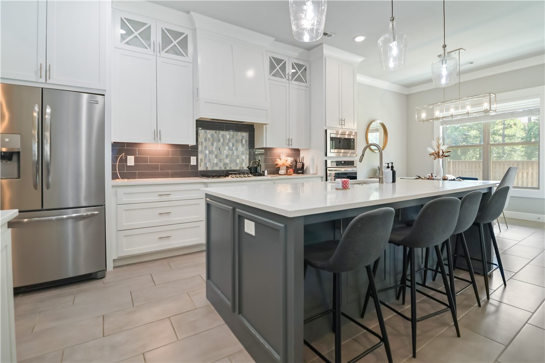 Woodhaven Manor Sub Rogers - Residential