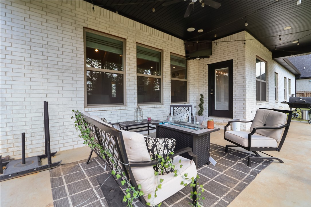 Woodhaven Manor Sub Rogers - Residential