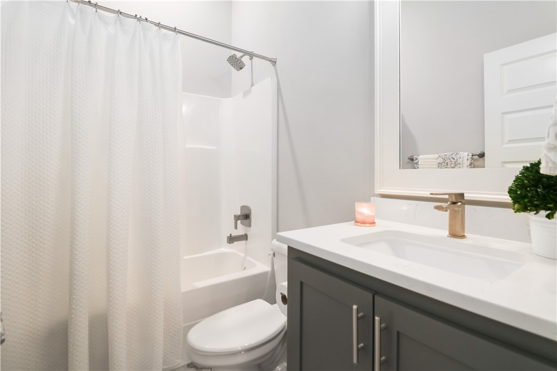 Woodhaven Manor Sub Rogers - Residential
