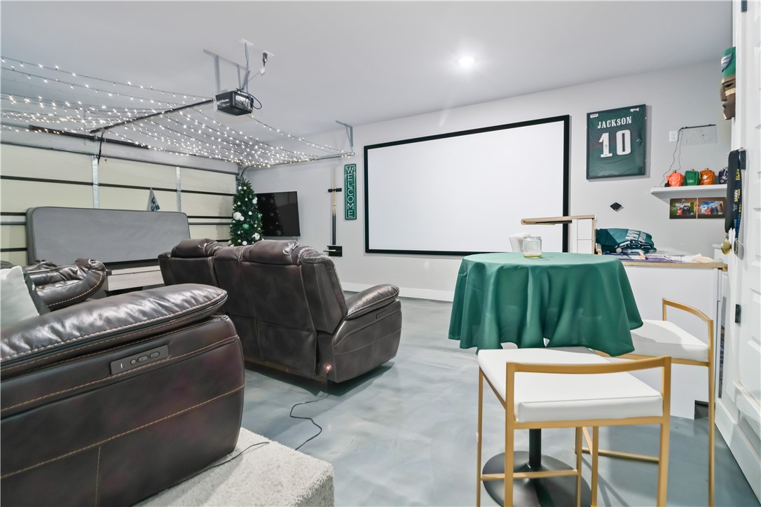 Woodhaven Manor Sub Rogers - Residential