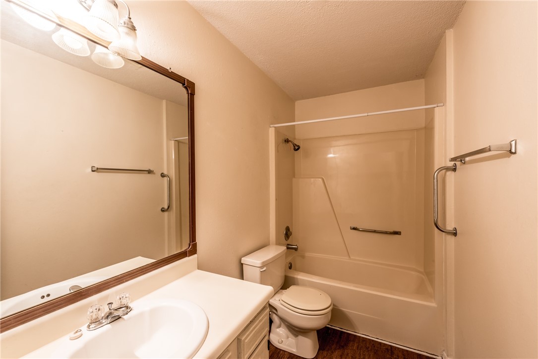 Villa North Sub - Residential Income