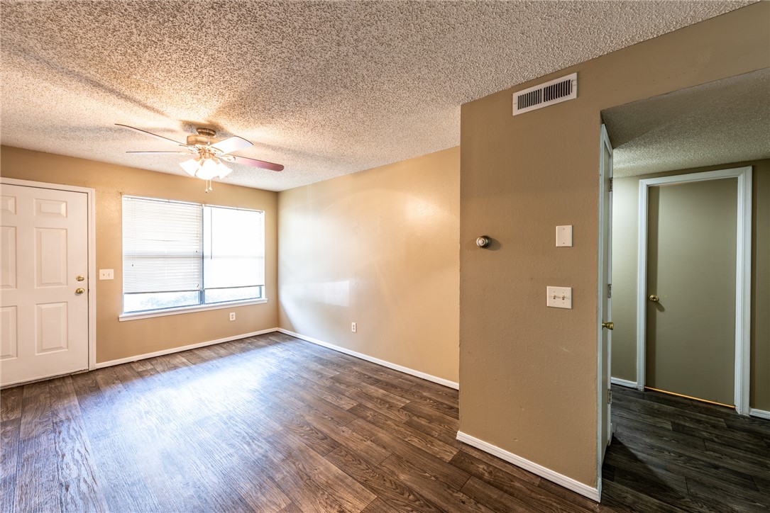 Villa North Sub - Residential Income