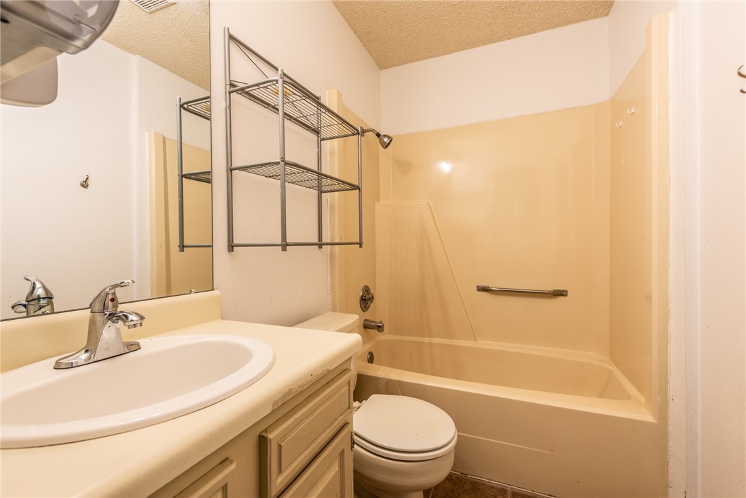 Villa North Sub - Residential Income