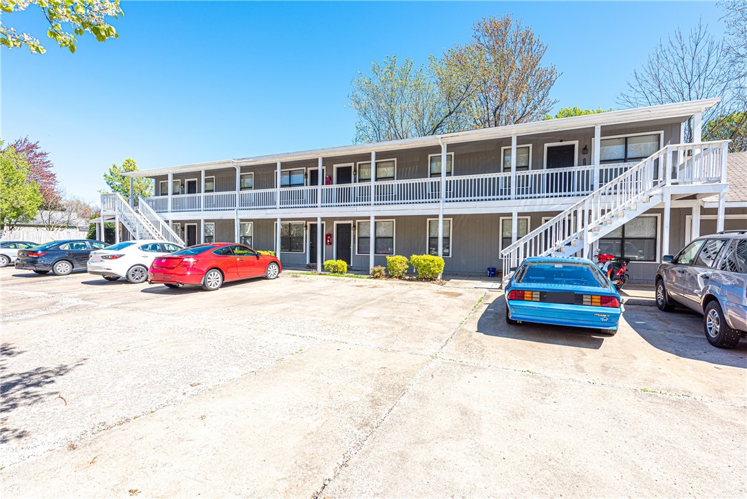 Villa North Sub - Residential Income