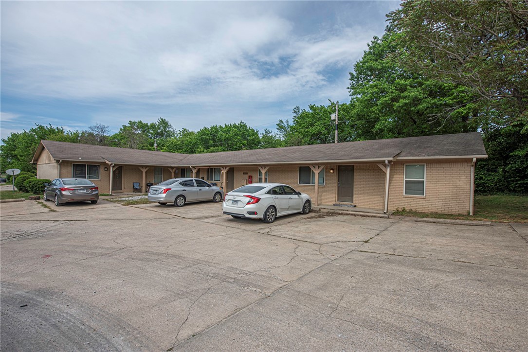 Villa North Sub - Residential Income