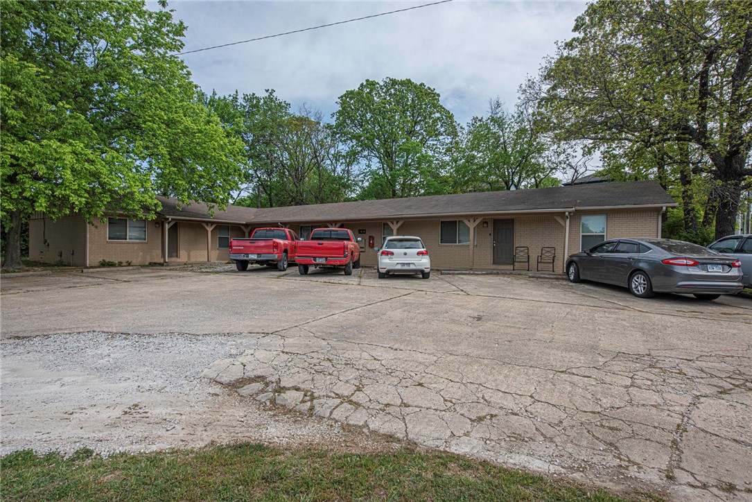 Villa North Sub - Residential Income