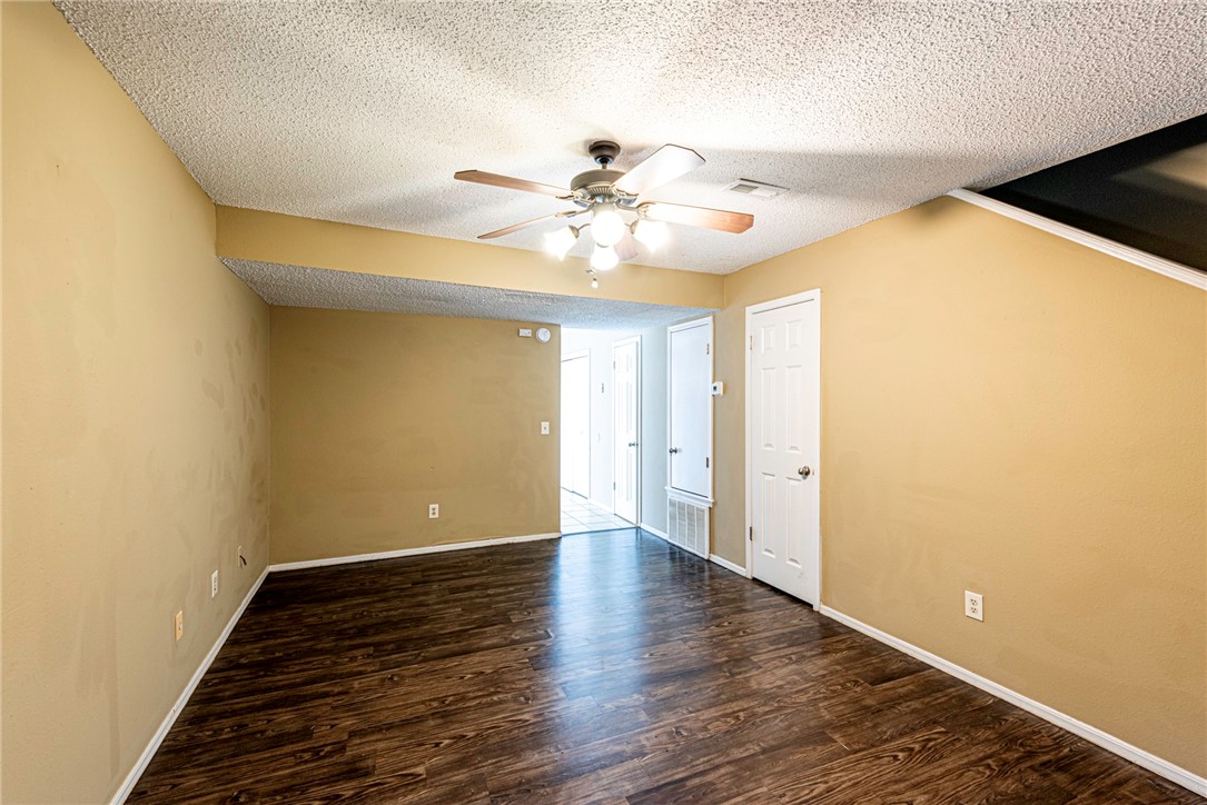 Villa North Sub - Residential Income