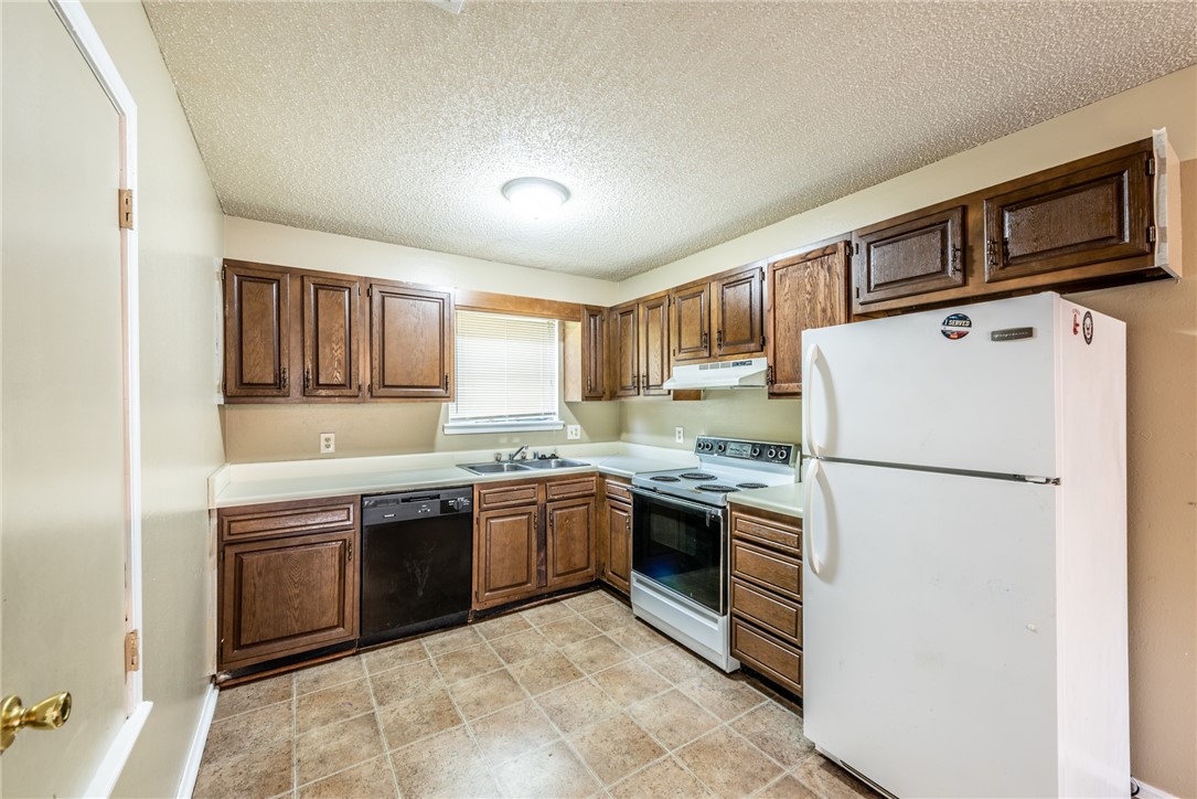 Villa North Sub - Residential Income