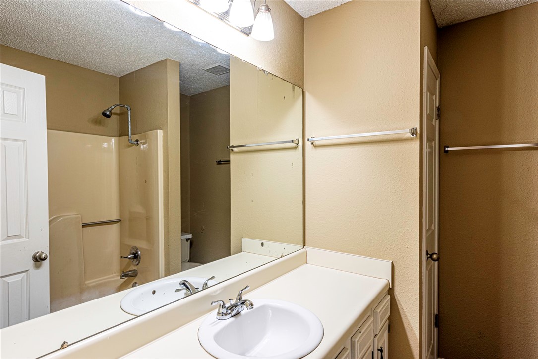 Villa North Sub - Residential Income