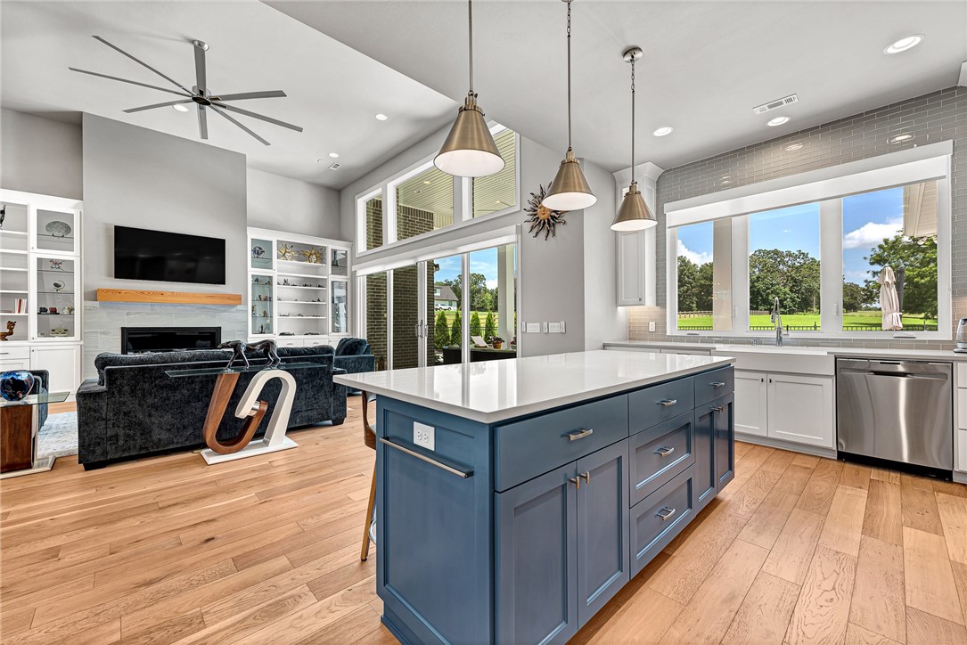 26-19-31-ROGERS - Residential