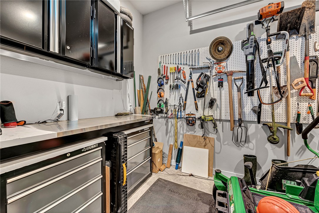 26-19-31-ROGERS - Residential