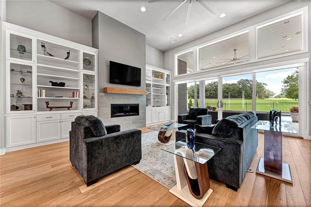 26-19-31-ROGERS - Residential