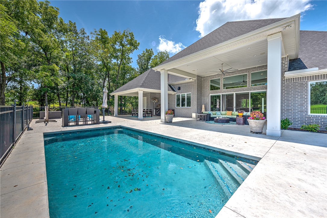 26-19-31-ROGERS - Residential