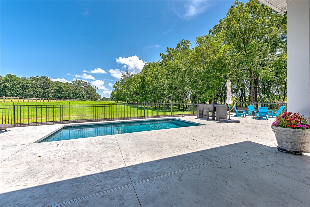 26-19-31-ROGERS - Residential