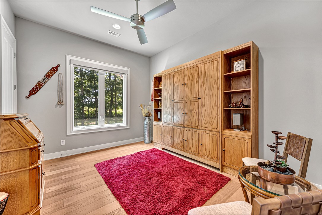 26-19-31-ROGERS - Residential