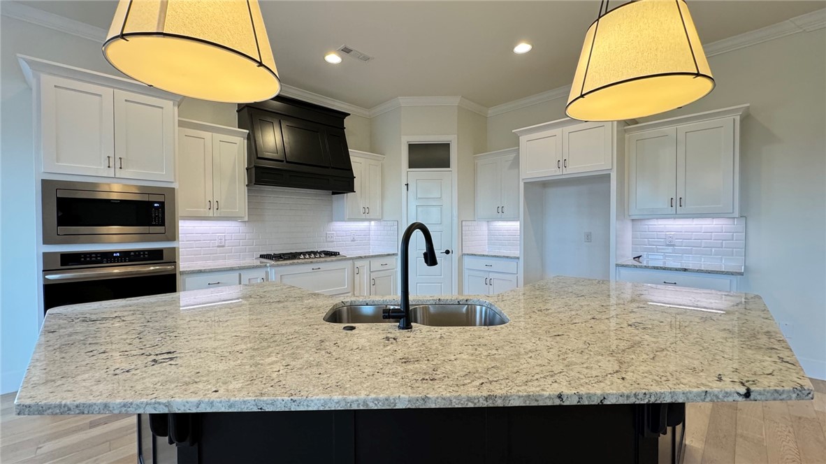 Iveys Ph Iii, The Rogers - Residential Lease