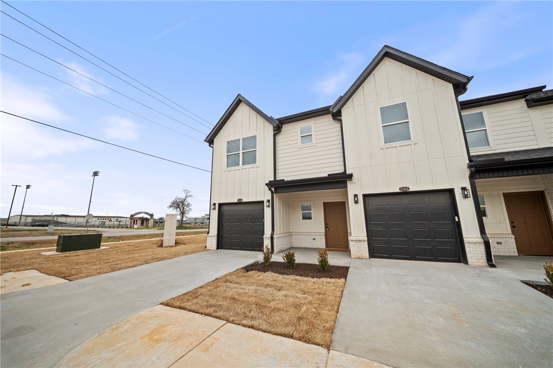 Pea Ridge Pointe - Residential