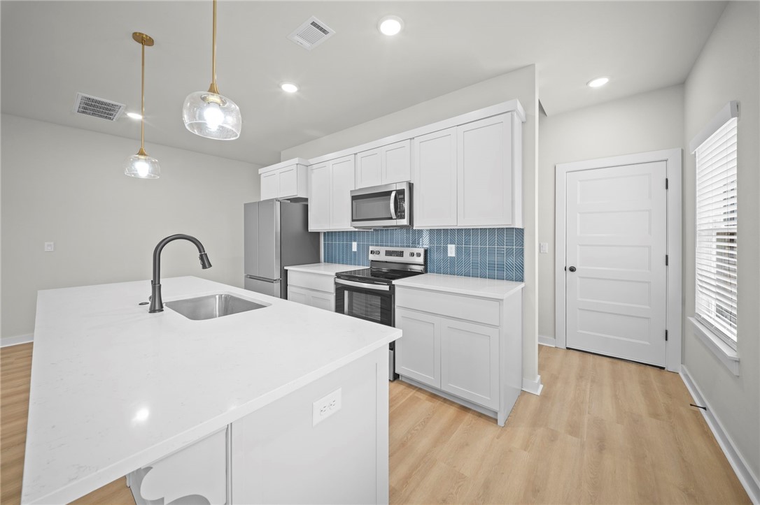 Pea Ridge Pointe - Residential