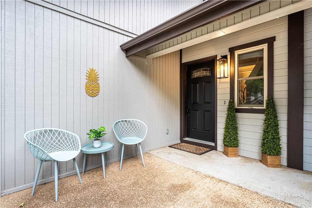 Melanie Courts-Bvv - Residential
