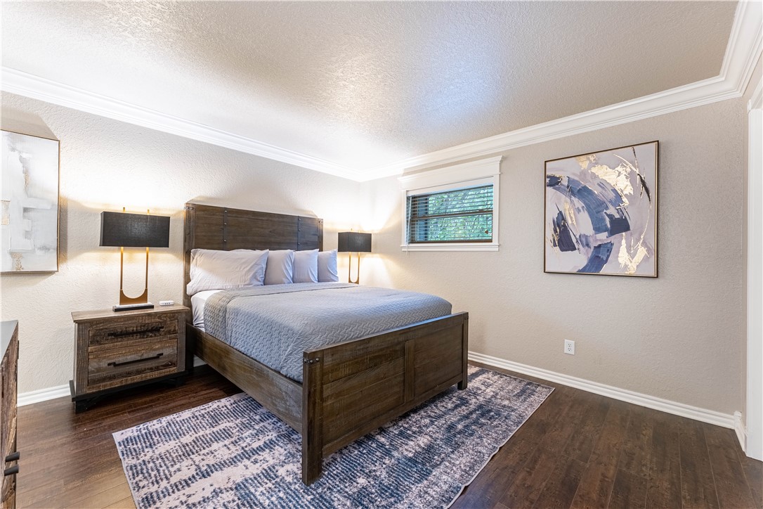 Melanie Courts-Bvv - Residential