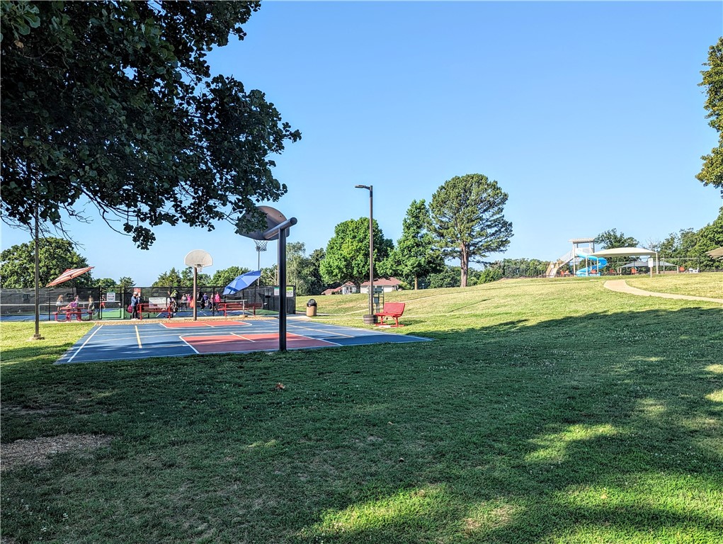Melanie Courts-Bvv - Residential