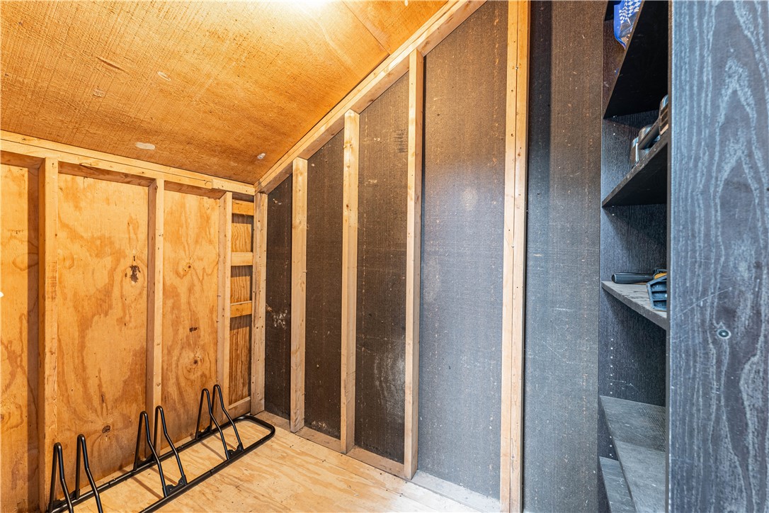 Melanie Courts-Bvv - Residential