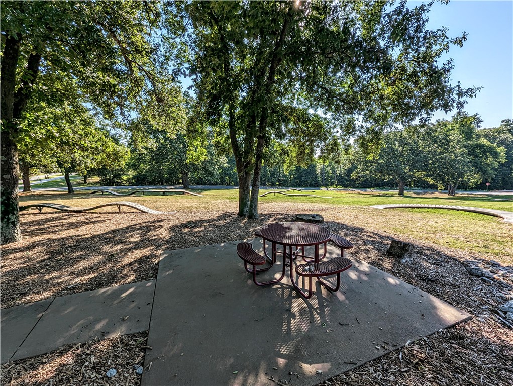 Melanie Courts-Bvv - Residential