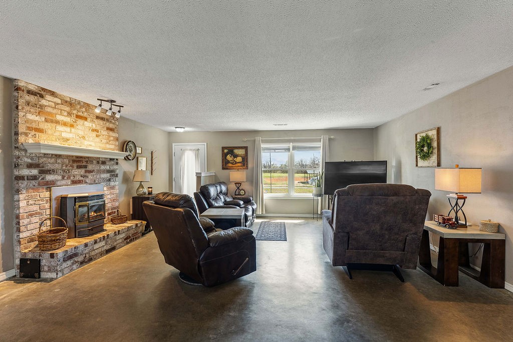 Elm Springs Heights - Residential