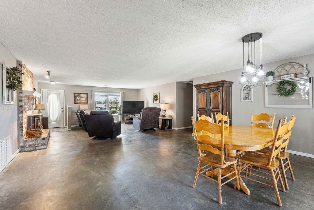 Elm Springs Heights - Residential