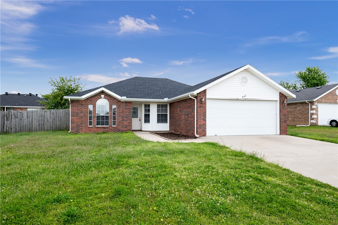 Great home in Centerton. This 3 bedroom 2 bath home features a split floor plan fresh paint and wood style flooring throughout. Living room features high ceilings and a gas fireplace. Outback you will find a patio open to a Fenced yard. Seller CANNOT close until January 2025