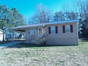 Ready to move into! This three bedroom, one bath home is located just a few minutes south of town & is in great condition. Home has been recently updated including:roof, HVAC, carpet, counter tops, paint, & fenced back yard. There aren't many in this price range in this condition & it won't last long!