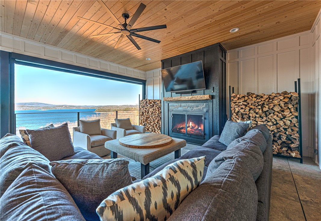 02-19-28-RURAL - Residential