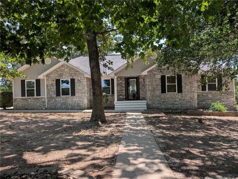Photo of 13638 Spring Road, Bentonville, AR 72712 (MLS # 1358802)