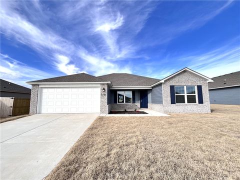 Photo of 2721 Elliott Street, Pea Ridge, AR 72751 (MLS # 1336106)