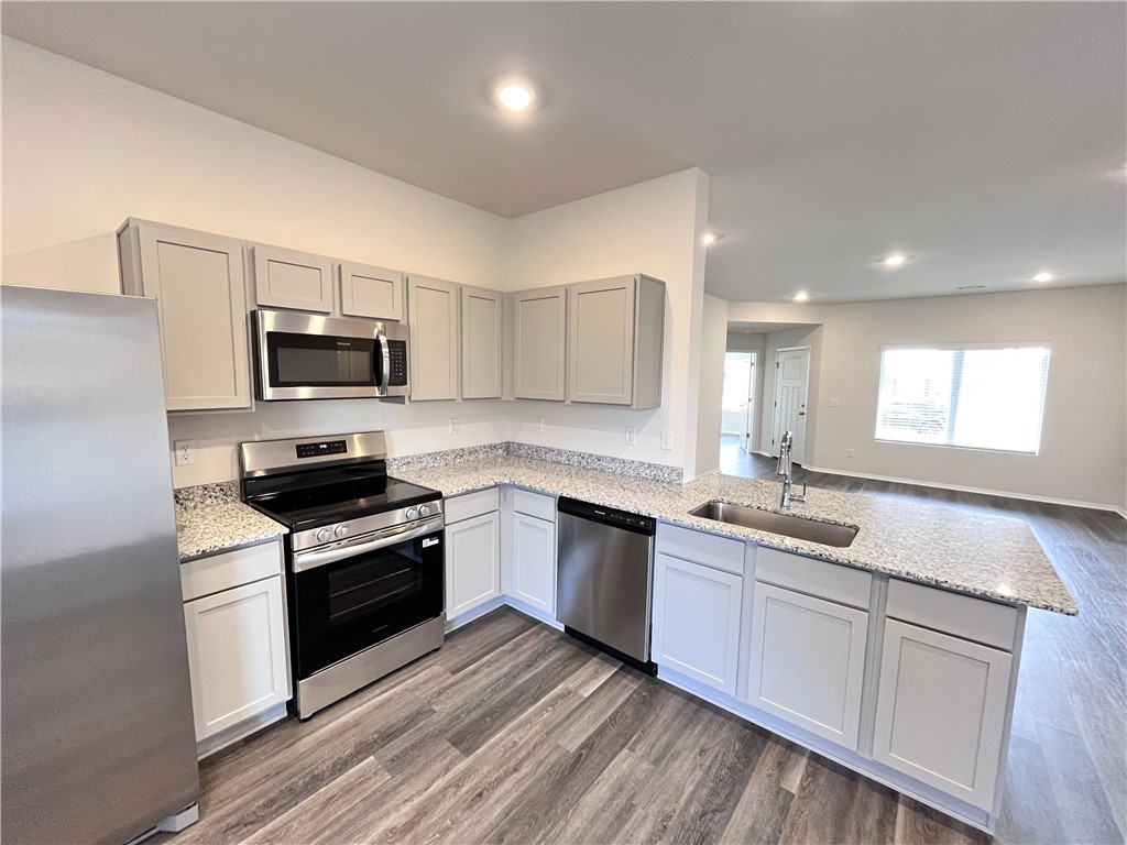 Walnut Hill - Residential Lease