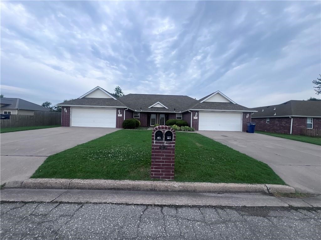 Ravenwood Dev Ph 1 Siloam Spgs - Residential Lease