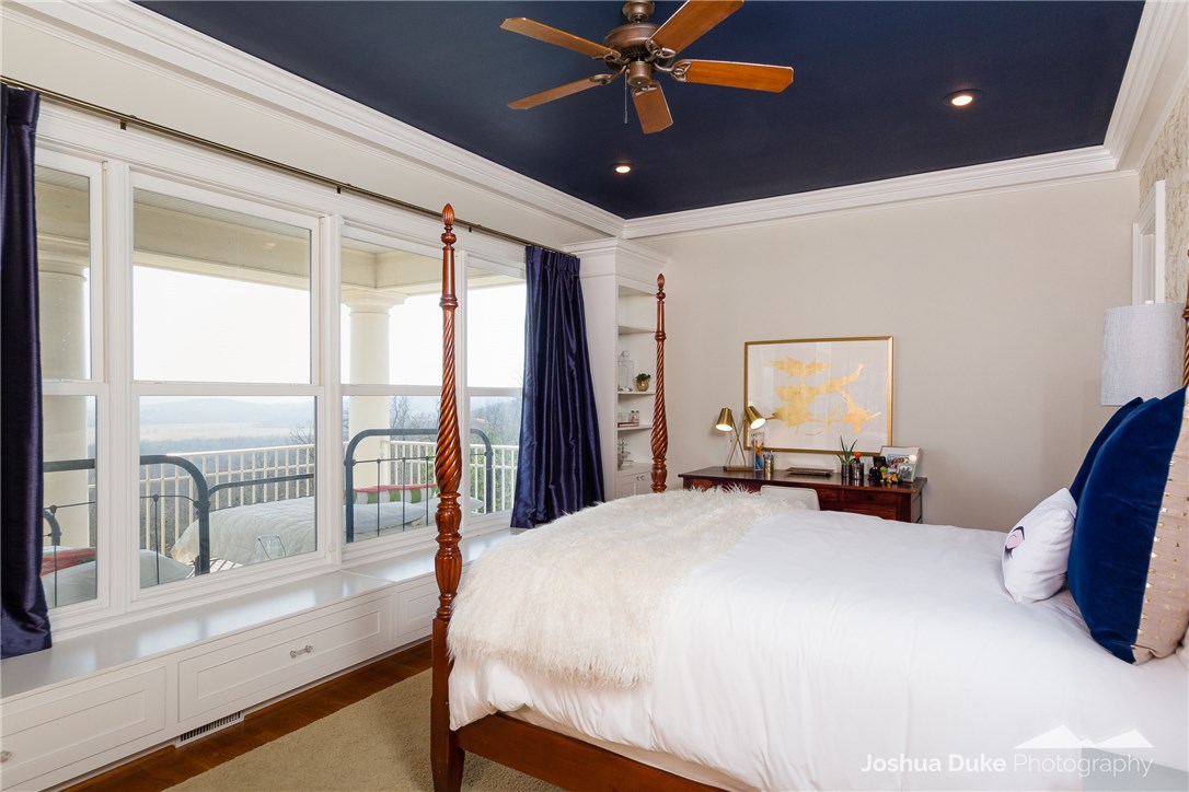 Autumn View - Residential