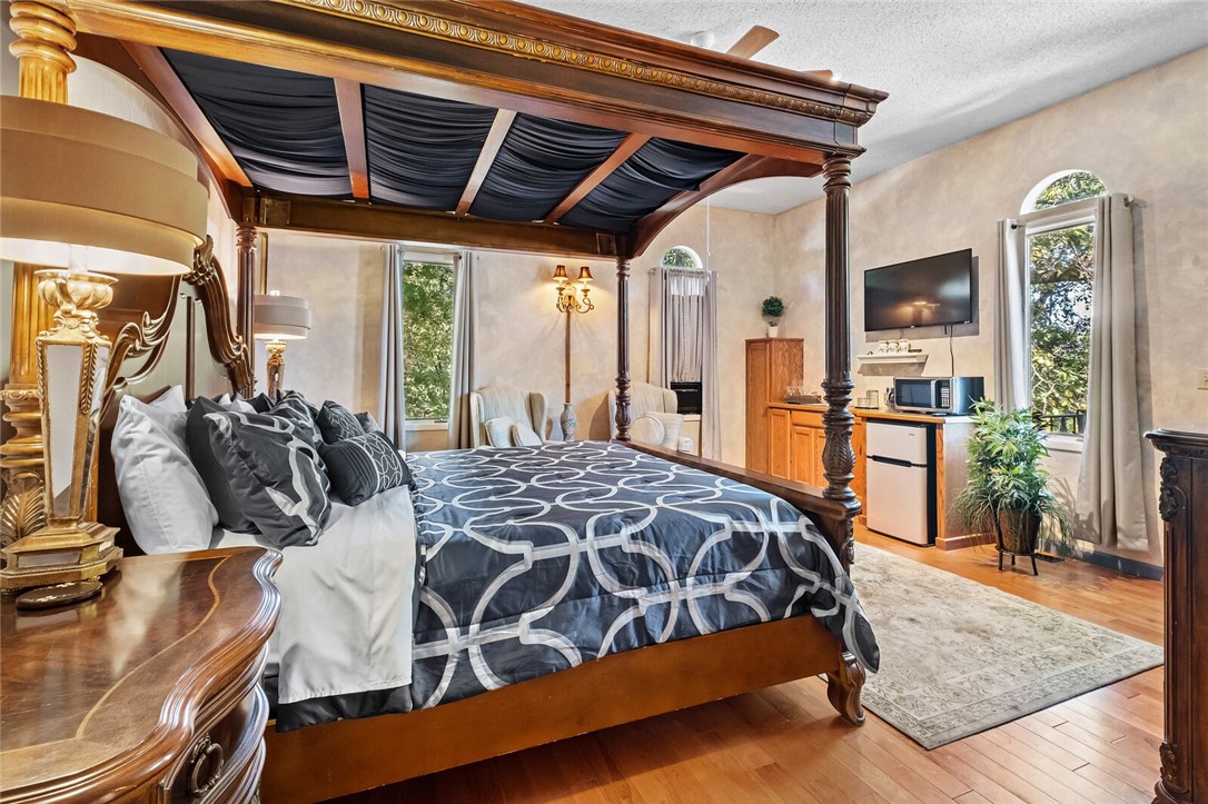 Eureka Springs Outlots - Residential