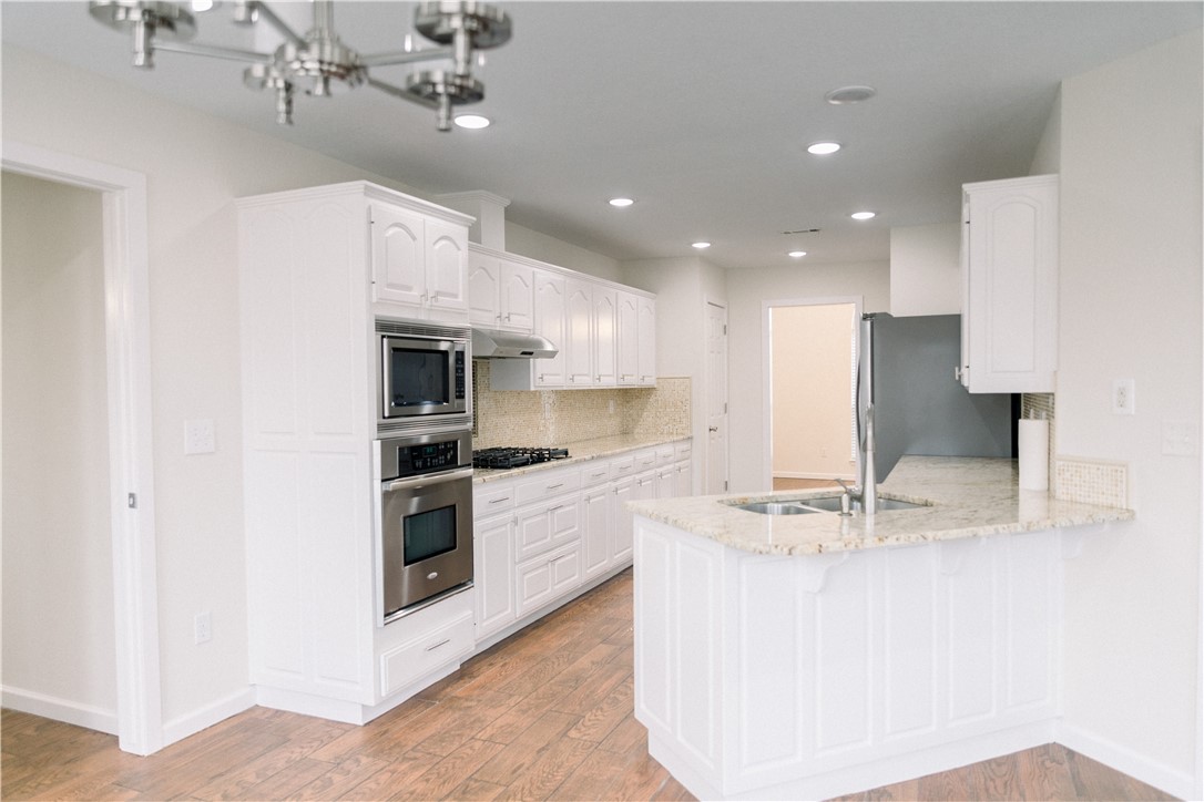 Available immediately. Very close proximity to the new Walmart Campus, community college, and the interstate! Available for long term lease, pets negotiable.