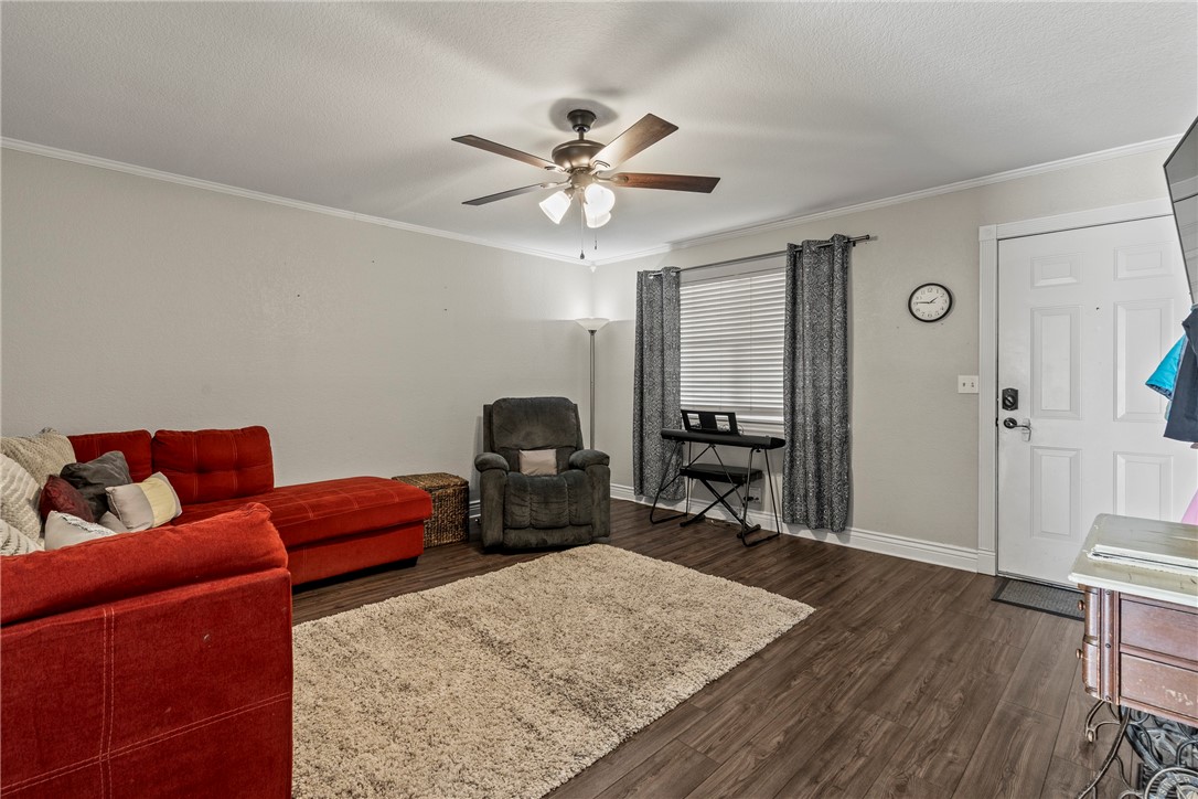 West Emma Gardens Add I - Residential