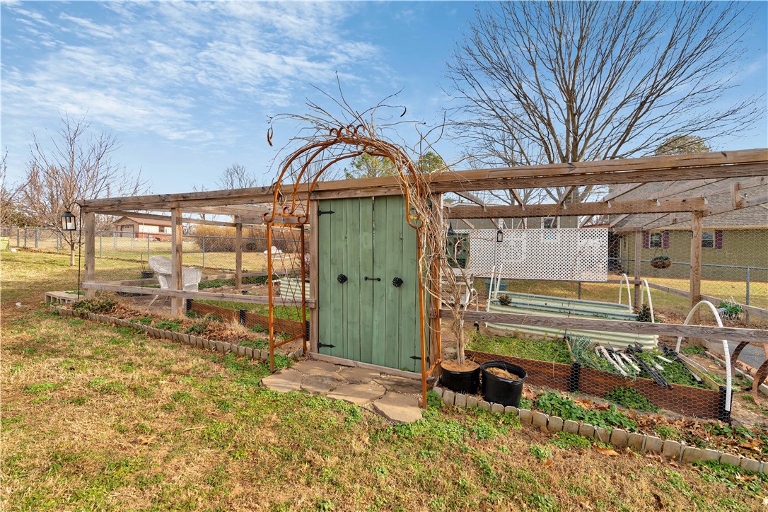 Clear Creek Acres - Residential