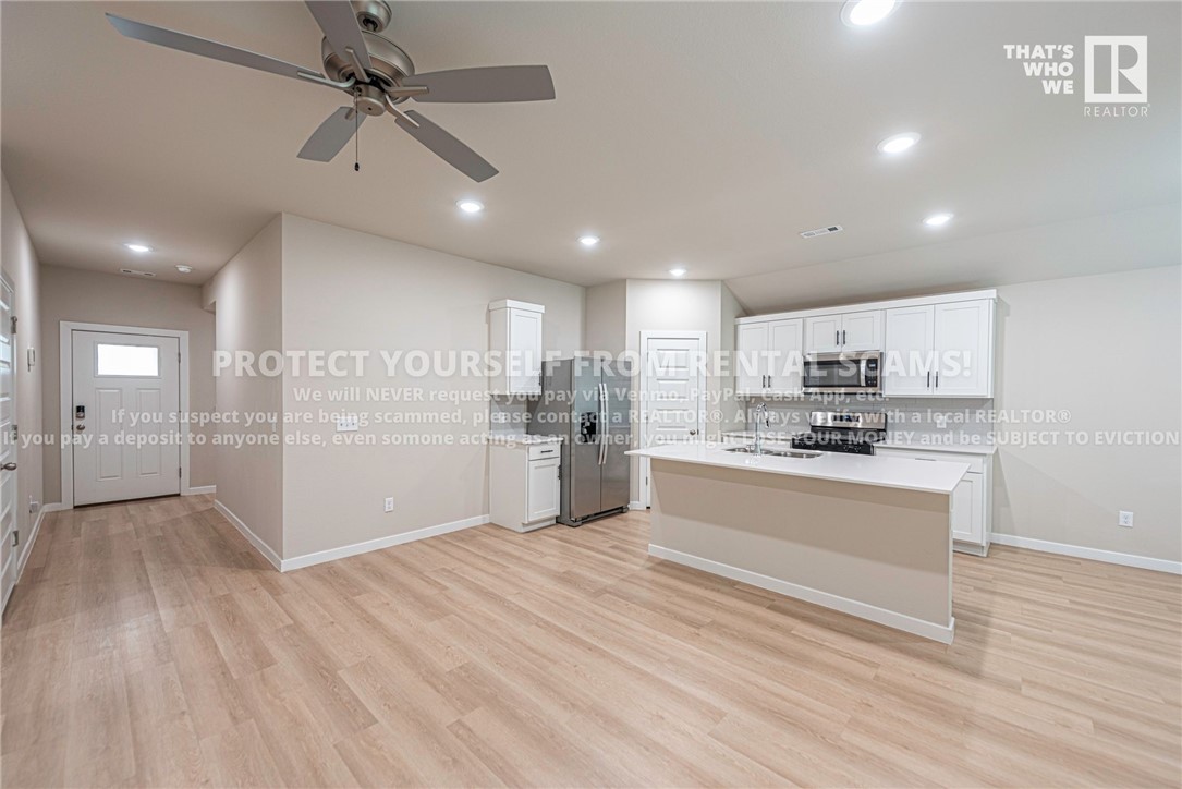 Cottonwood Place Sub Rogers - Residential Lease