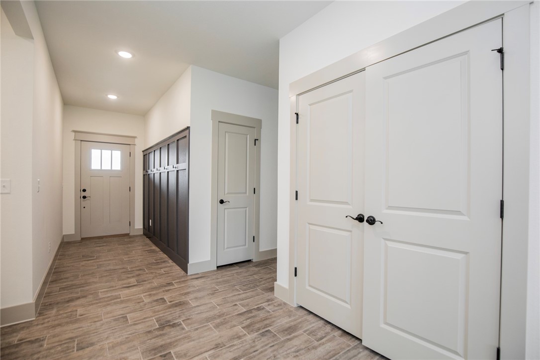 Grand Estates Phase 1 Gentry - Residential Lease