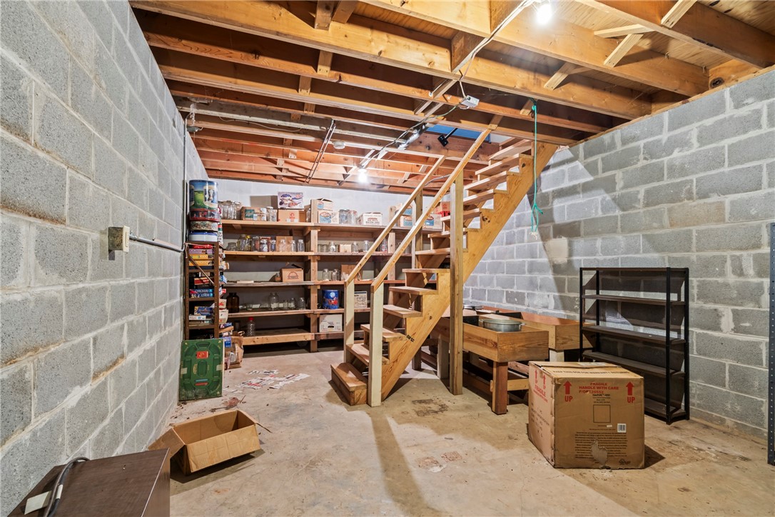 07-18-33-RURAL - Residential