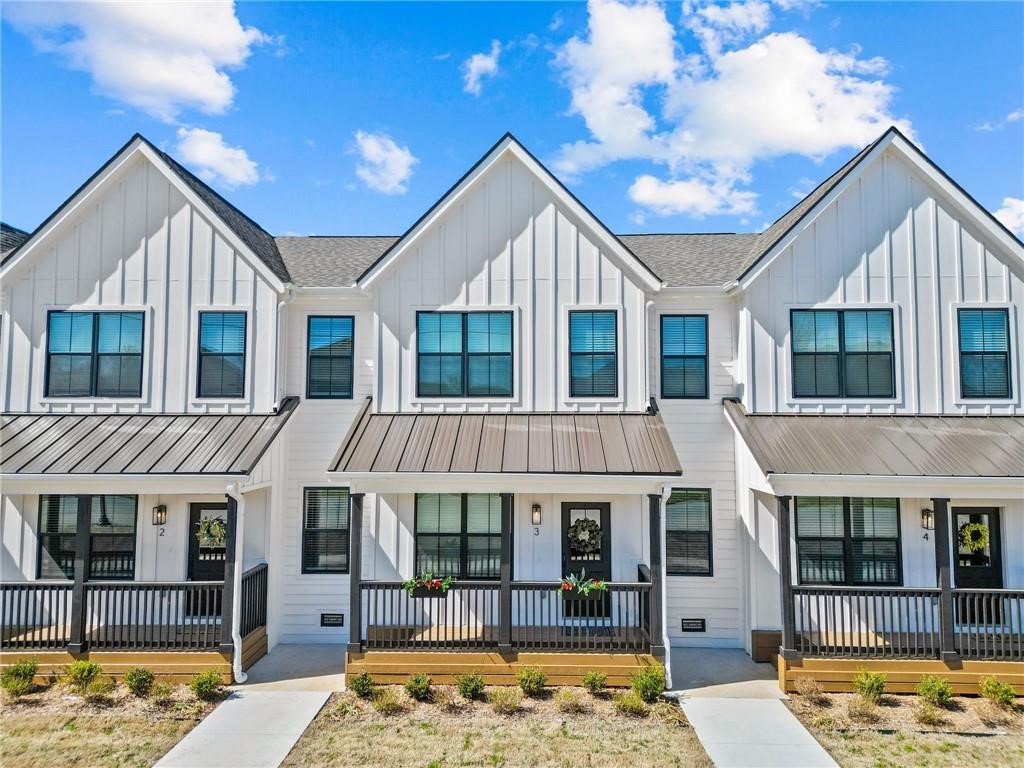 Hawthorne Row - Residential Lease