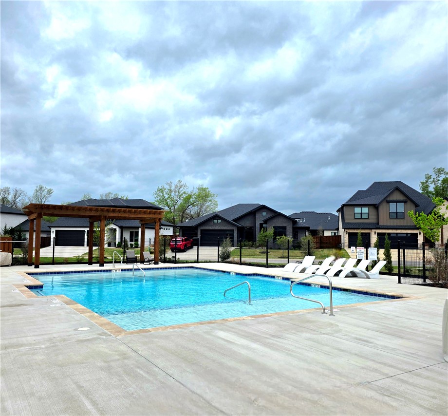 Aurora Sub Ph I Bentonville - Residential