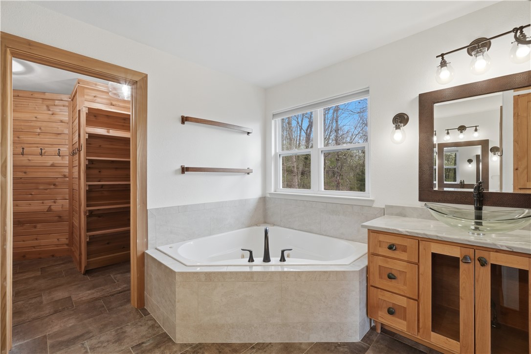 Tiree Sub Bvv - Residential