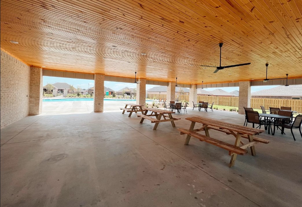 Hickory Meadows Sub Ph 2 - Residential