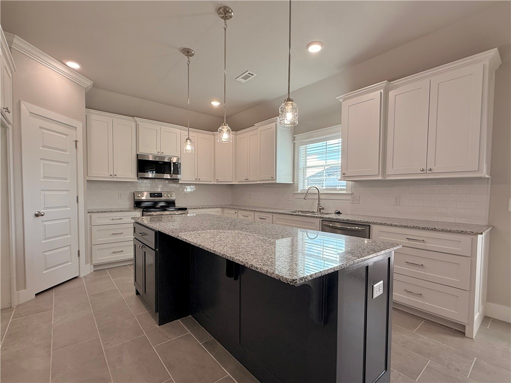 Hickory Meadows Sub Ph 2 - Residential