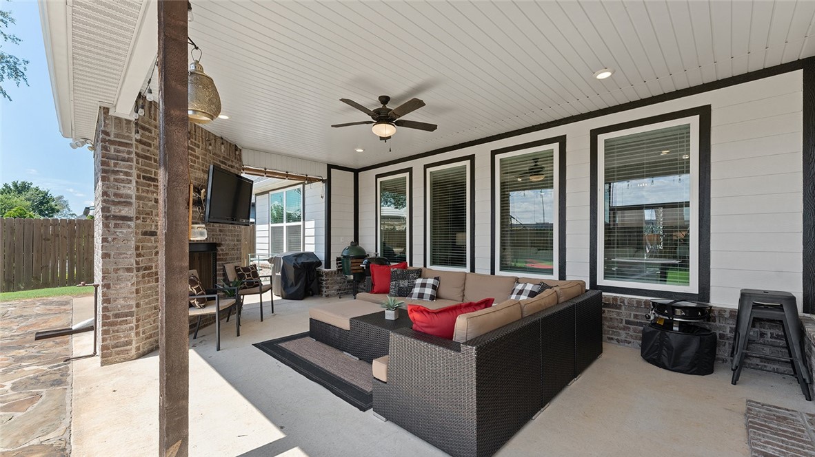 MAPLE ESTATES PH 1B-CENTERTON - Residential